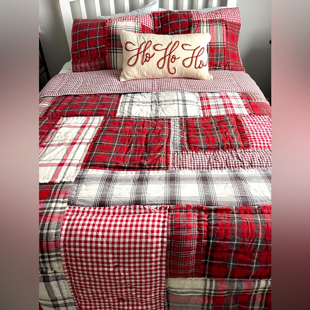 S/3 Pottery Barn Holiday Easton Plaid Patchwork F/Q Quilt & Shams, Red/White
